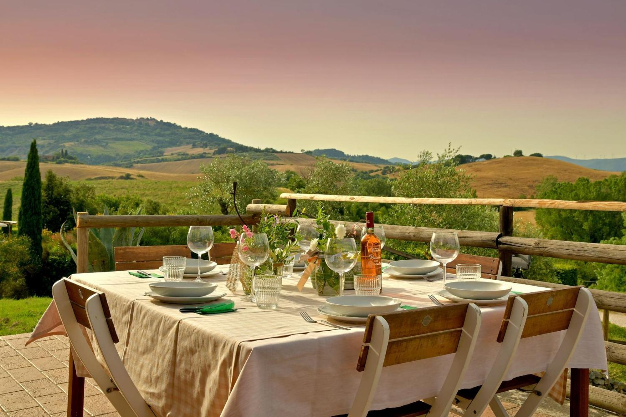 Locanda Le Giunche Guardistallo Exterior photo
